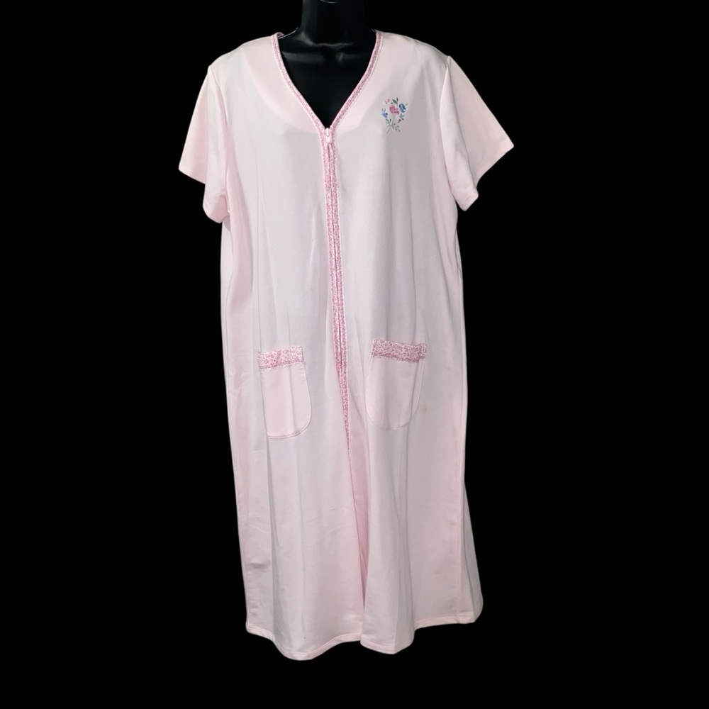 Secret Treasures VTG Sleepwear Duster Gown Pink Fleece Zip Pockets LG. New W/Tag